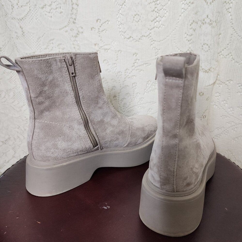 Portland suede boots - Picture 3 of 3